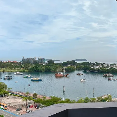 Marina Court Kota Kinabalu Apartment Exterior photo