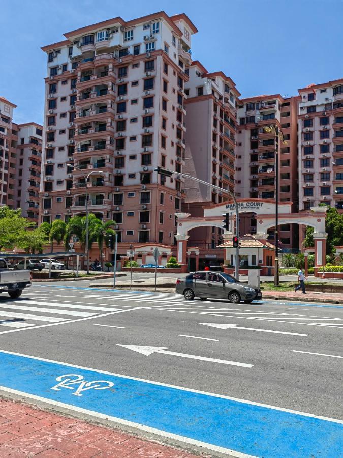 Apartment Marina Court *