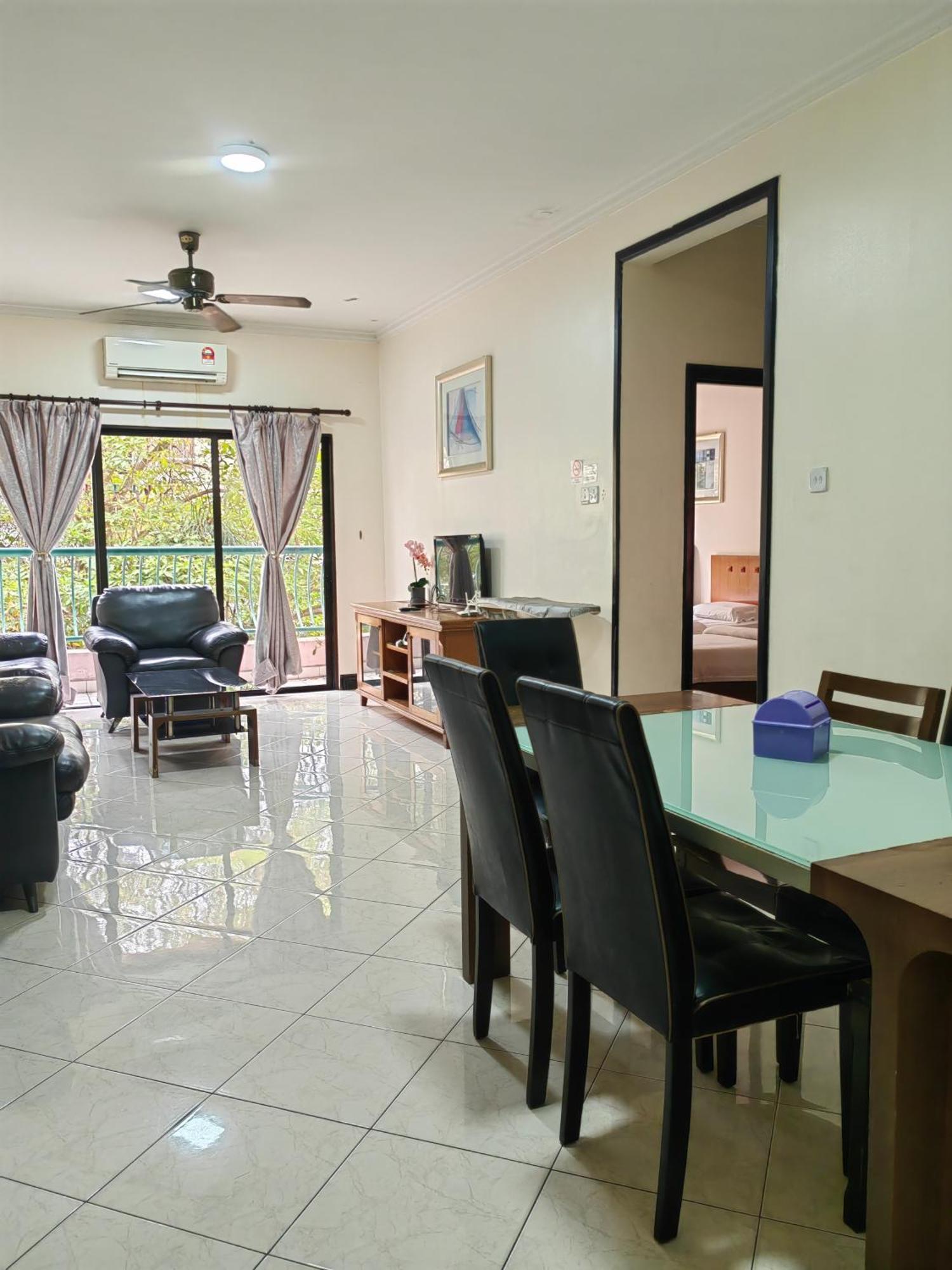 Apartment Marina Court *