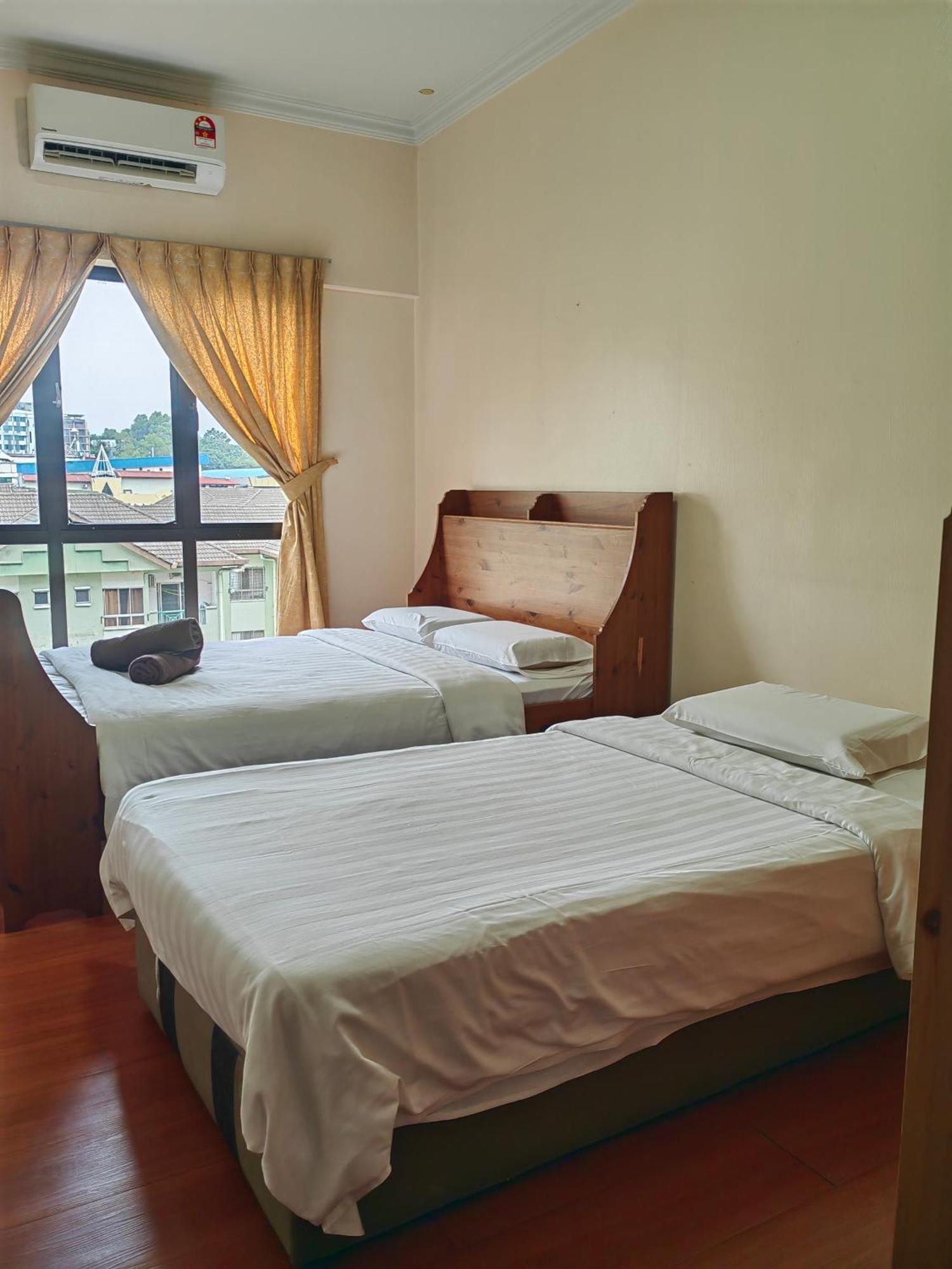 Marina Court * Kota Kinabalu