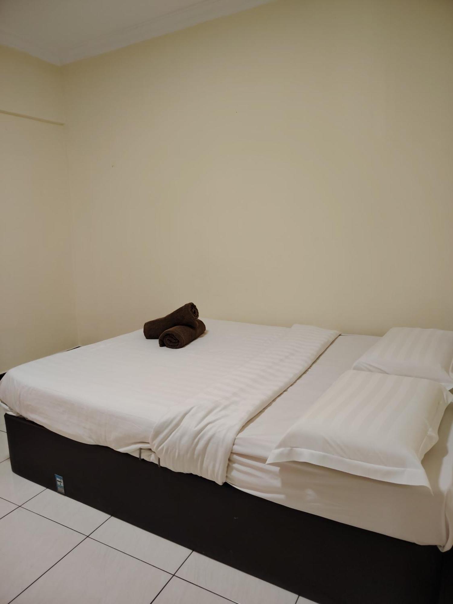 Marina Court * Kota Kinabalu